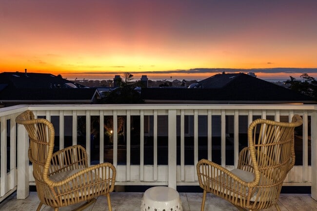 Building Photo - Ocean View Leucadia Townhome | Walk to Beach, Dining & More