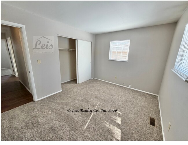 Building Photo - 1112 Skylark Dr