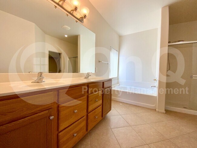 Building Photo - 11566 W Stone Mound Dr