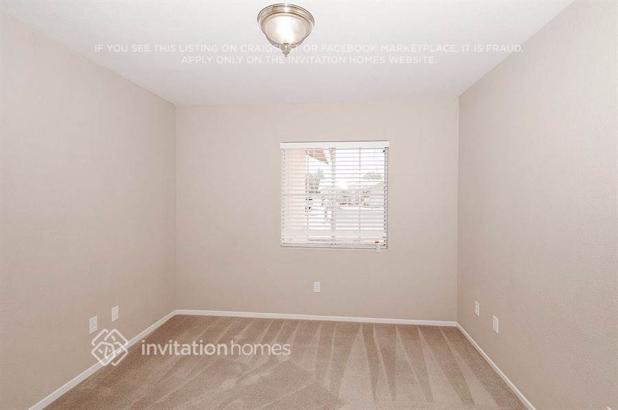 Building Photo - 1229 Autumn Ridge Cir