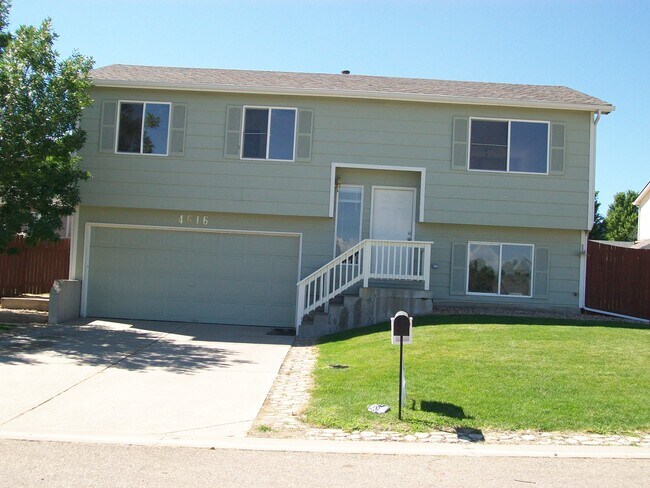 Primary Photo - 4616 S Shenandoah St