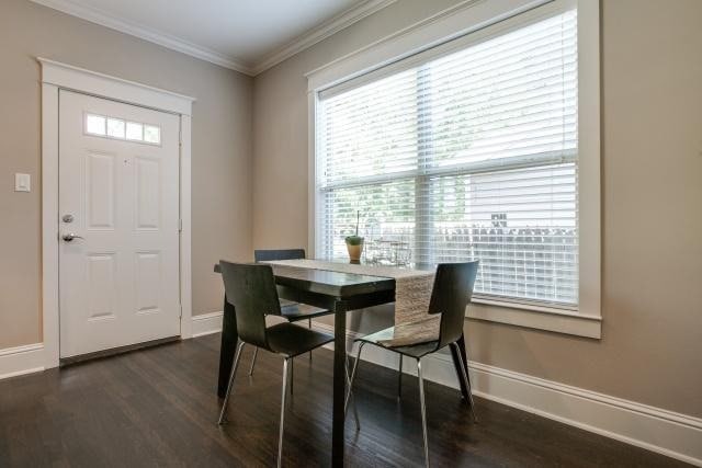 Building Photo - Beautiful, extensively renovated Historic Craftsman Triplex in North Oak Cliff