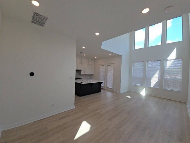 Building Photo - 16518 Amber Patina Ln