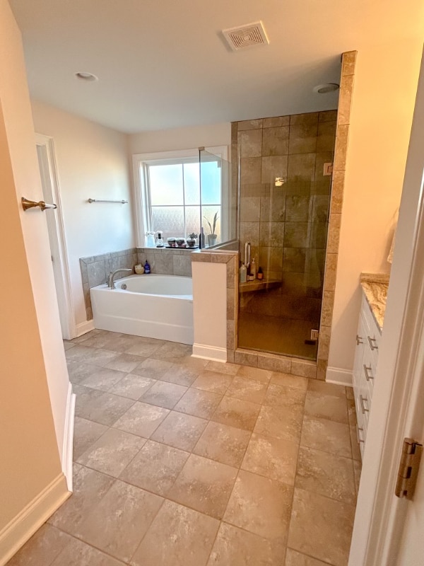 Building Photo - 220 Lee Audis Ln