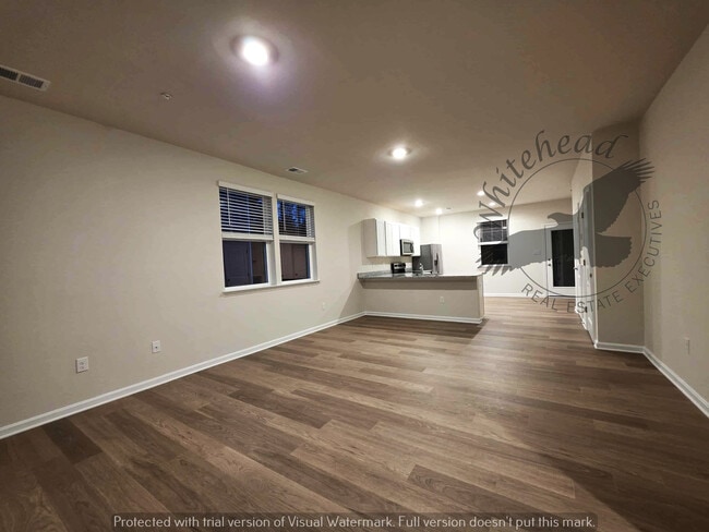 Building Photo - 822 Mersey Ln