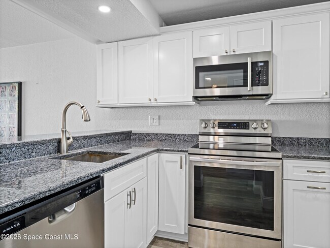 Building Photo - 3799 S Banana River Blvd