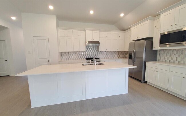 Building Photo - 6422 Seafoam Lake Dr