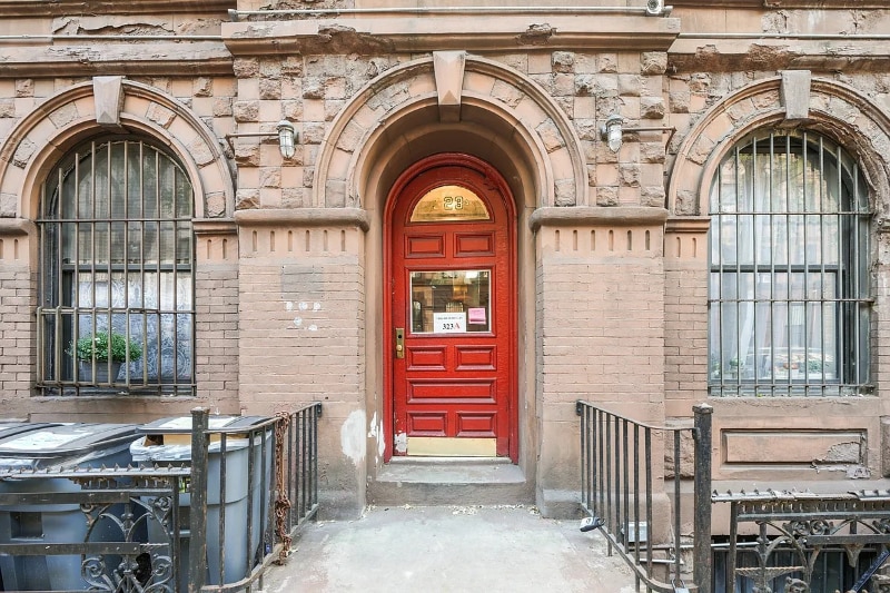Building Photo - 323A E 89th St