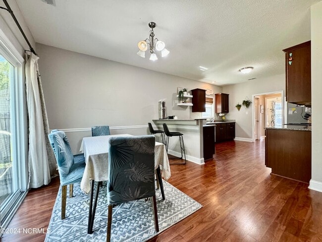 Building Photo - 3112 Catarina Ln