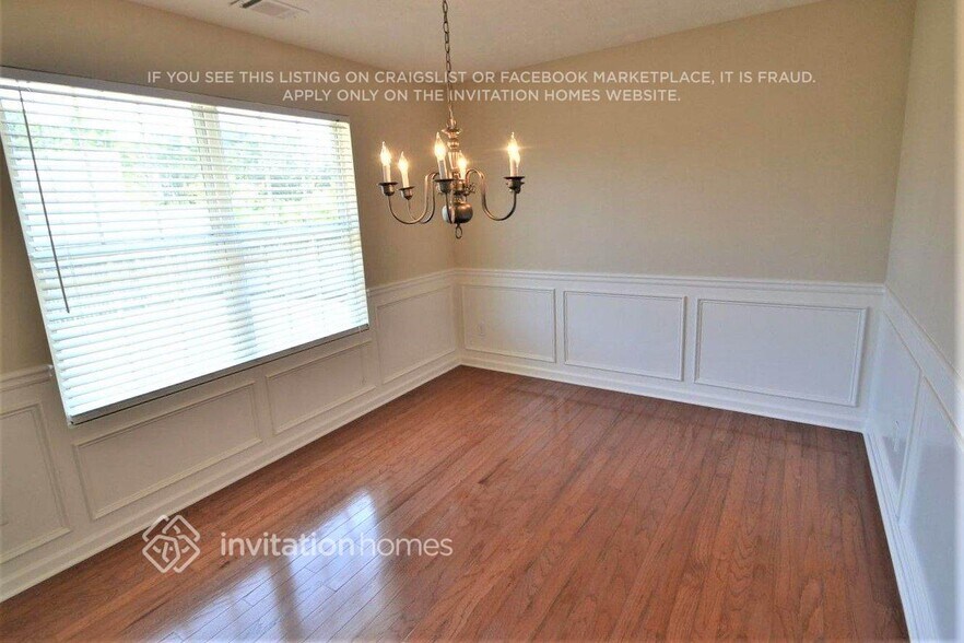 Building Photo - 4030 Hollow Springs Tr SE