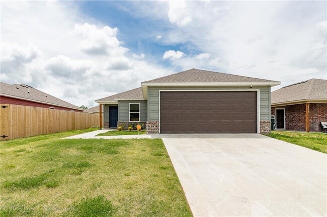 Building Photo - 4703 W Hoover Loop