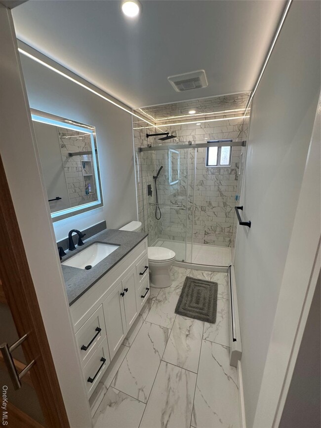 Building Photo - 65 Manor Dr