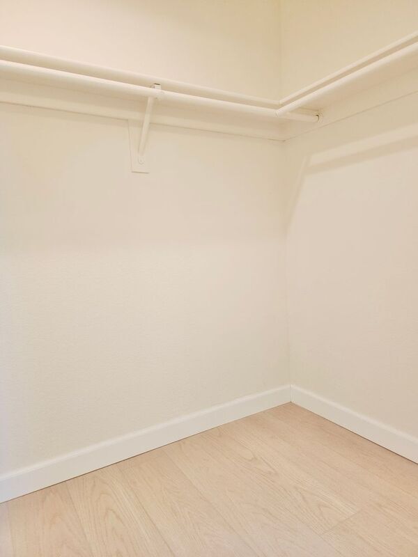 Building Photo - 105 Night Heron Ln