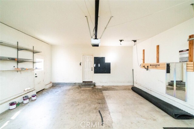 Building Photo - 6 Roseleaf