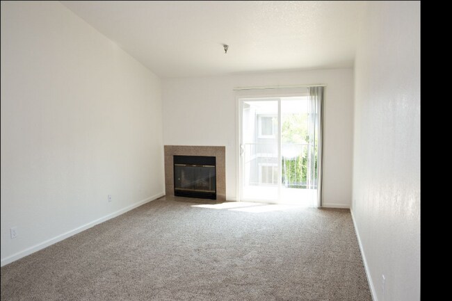 Building Photo - 9243 Elk Grove Florin Rd
