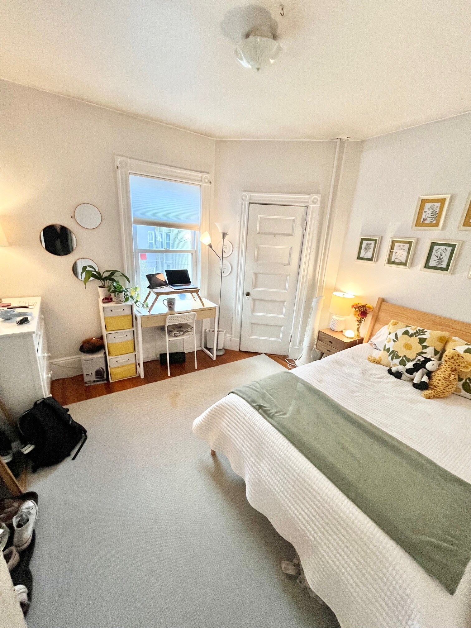 Building Photo - 10 Sachem St