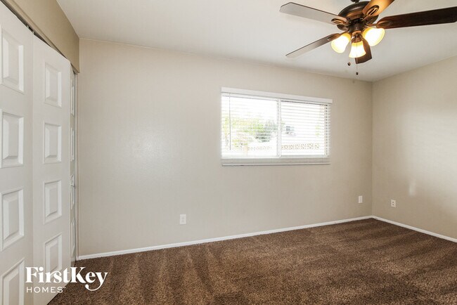 Building Photo - 15234 N 51st Dr