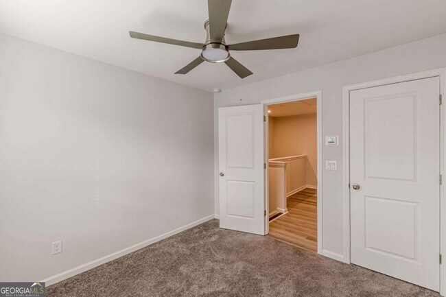 Building Photo - 1205 Skylar Ln SE