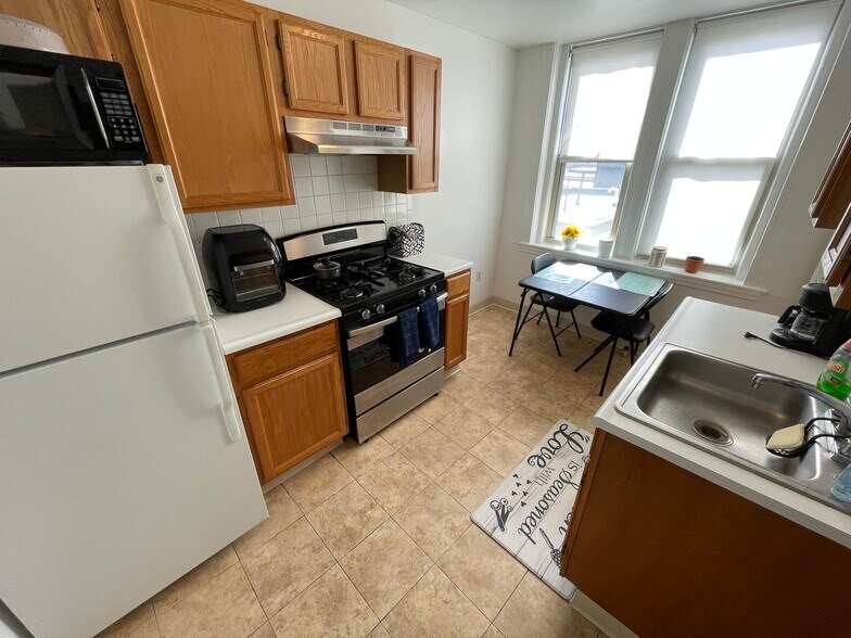 Primary Photo - 20 Colborne Rd