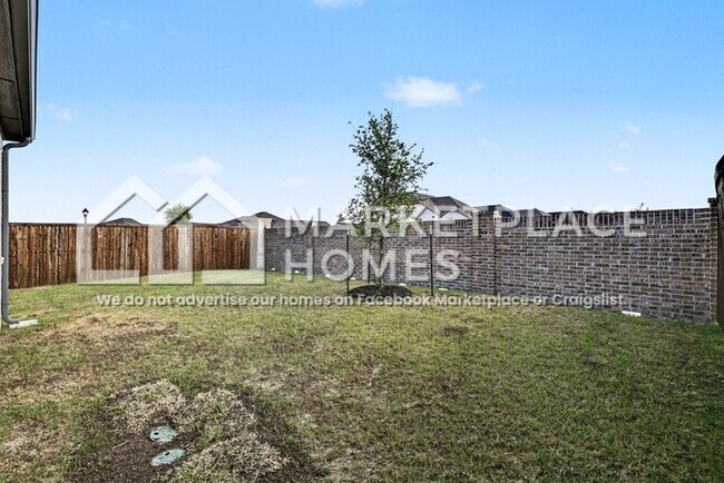 Building Photo - 415 Bertney Dr