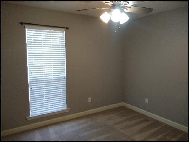 Building Photo - 11617 Ridgetop Dr
