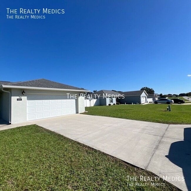 Primary Photo - 1455 NE 161st St