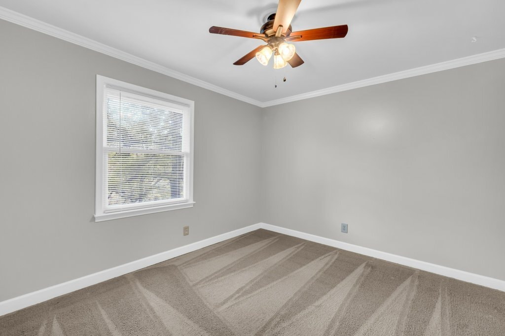 Building Photo - 1609 Chickasaw Dr