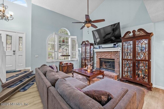 Building Photo - 9545 Glenn Abbey Way