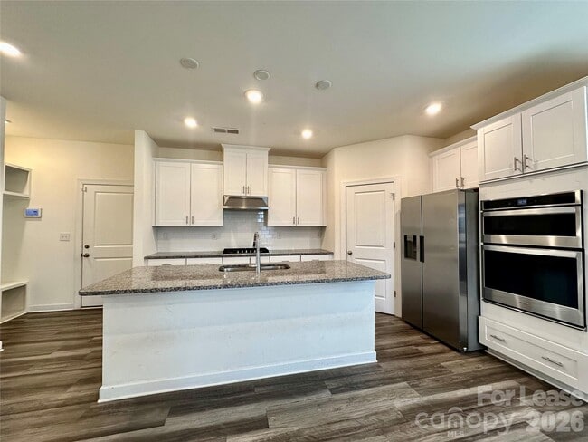 Building Photo - 410 Cranford Dr