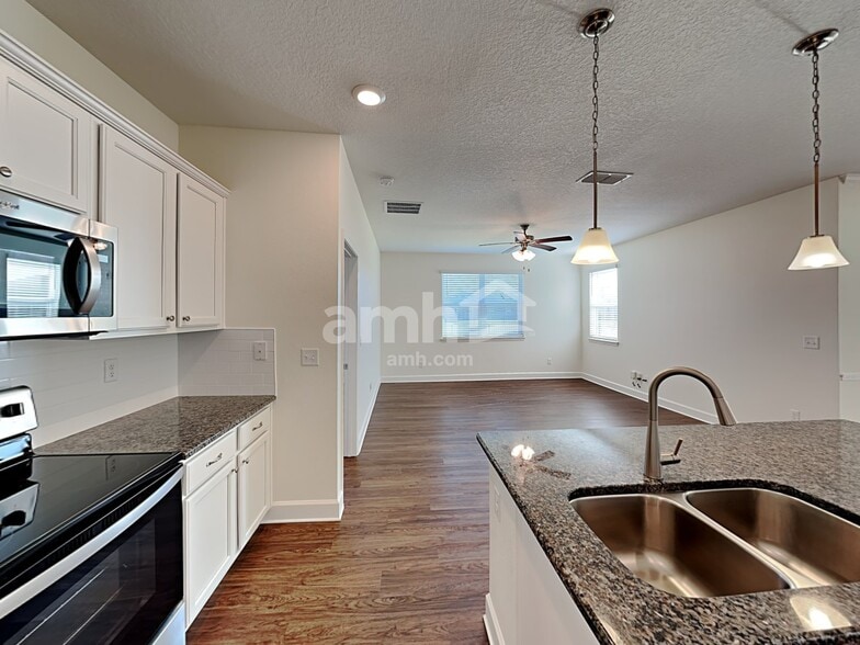 Building Photo - 3036 Eagle Bluff Way