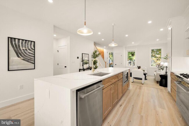 Building Photo - 4308 4th St NW
