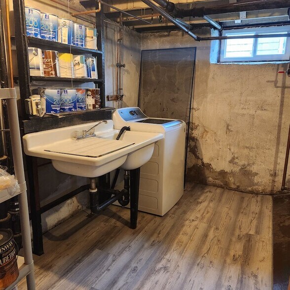 Building Photo - 5 Liscomb St