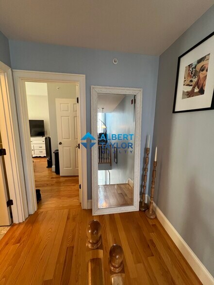 Building Photo - 111 Pleasant St