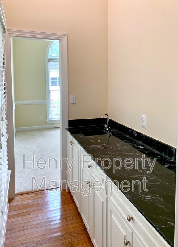 Building Photo - 212 Lewey Brook Dr