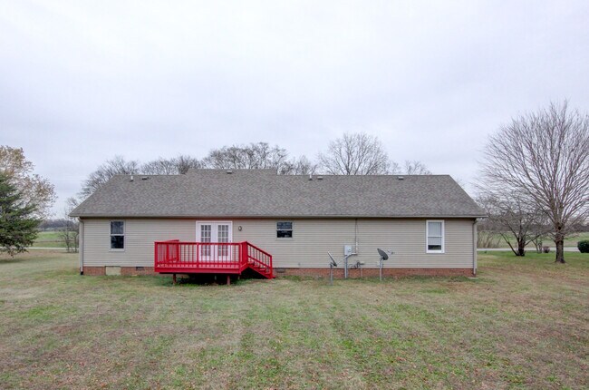 Building Photo - 2481 Clarksville Rd