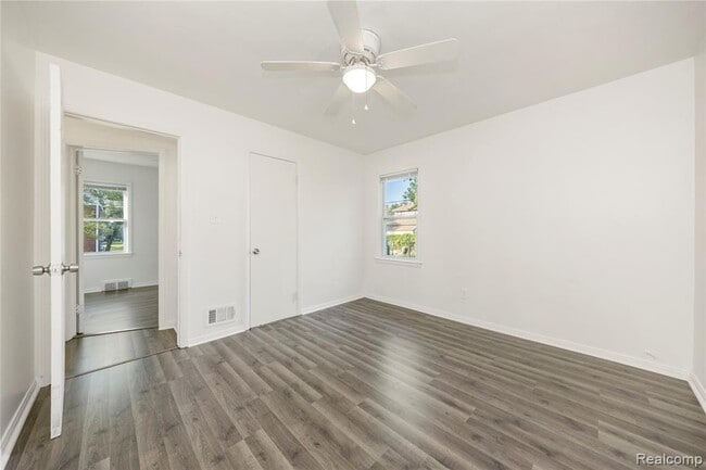 Building Photo - 20258 Caldwell St