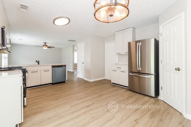 Building Photo - 1254 Ivey Pointe Dr SE