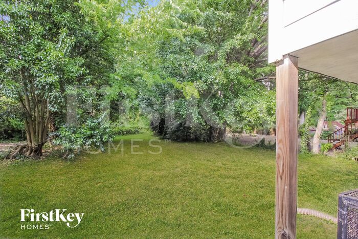 Building Photo - 1387 Beecher St SW