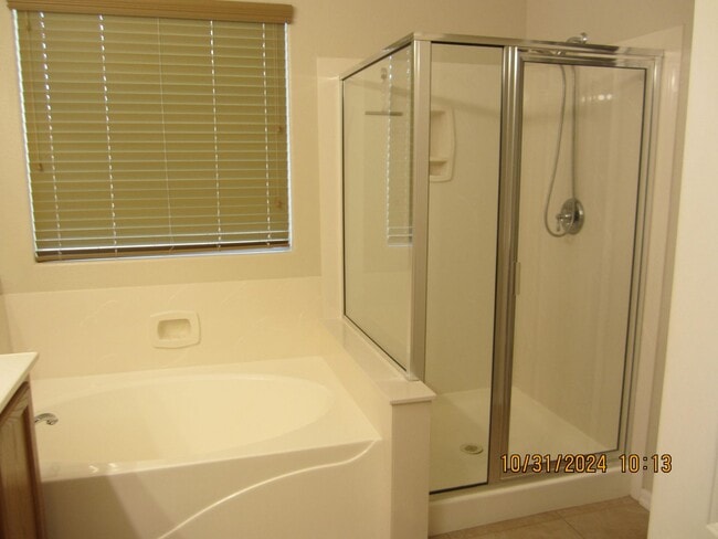 Building Photo - Beautiful Siungle-story home in Aliante