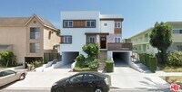 Building Photo - 4832 Rosewood Ave
