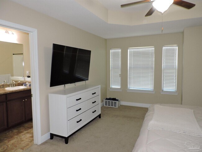 Building Photo - 3885 Weatherstone Cir