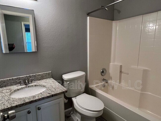 Building Photo - 3849 Irish Setter Dr