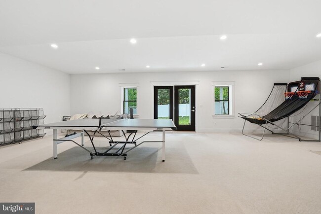 Building Photo - 2504 12th St N