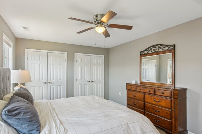 Building Photo - Arden Townhouse Rental