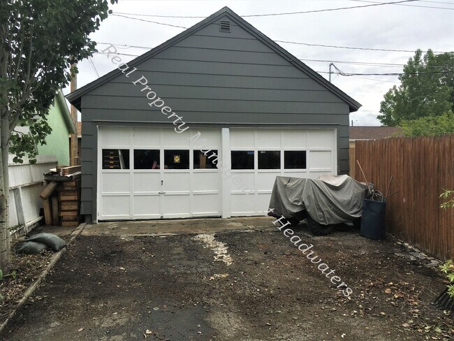 Building Photo - 3 bedroom East Helena Home for Rent