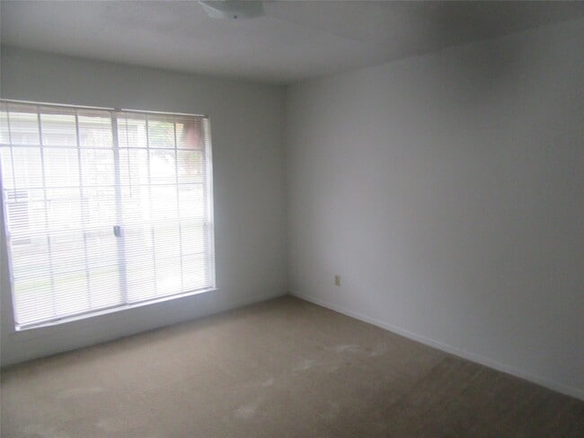Building Photo - 5414 Deep Forest Dr