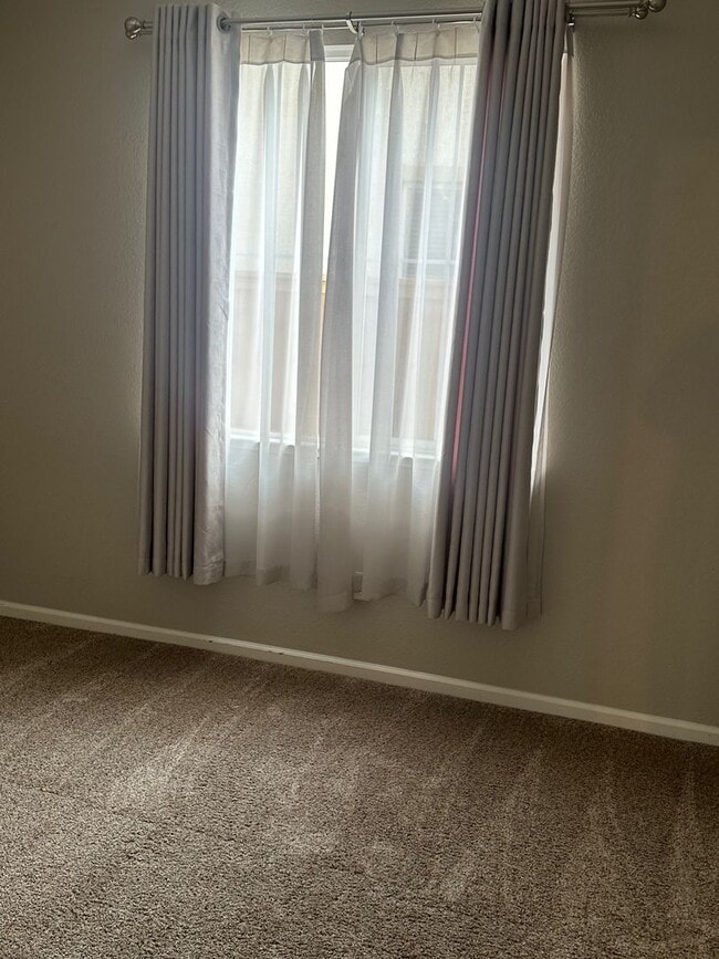 Building Photo - Curti Ranch bungalo