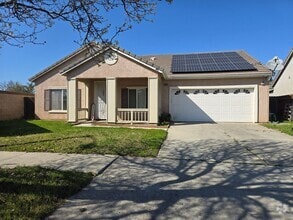 Building Photo - 3 BR 2 BA Available Now