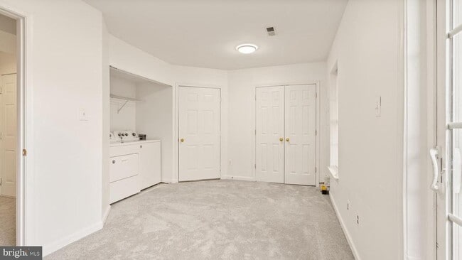 Building Photo - 21753 Ladyslipper Sq