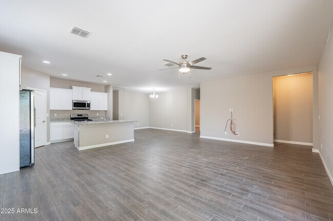 Building Photo - 13606 W Desert Moon Way